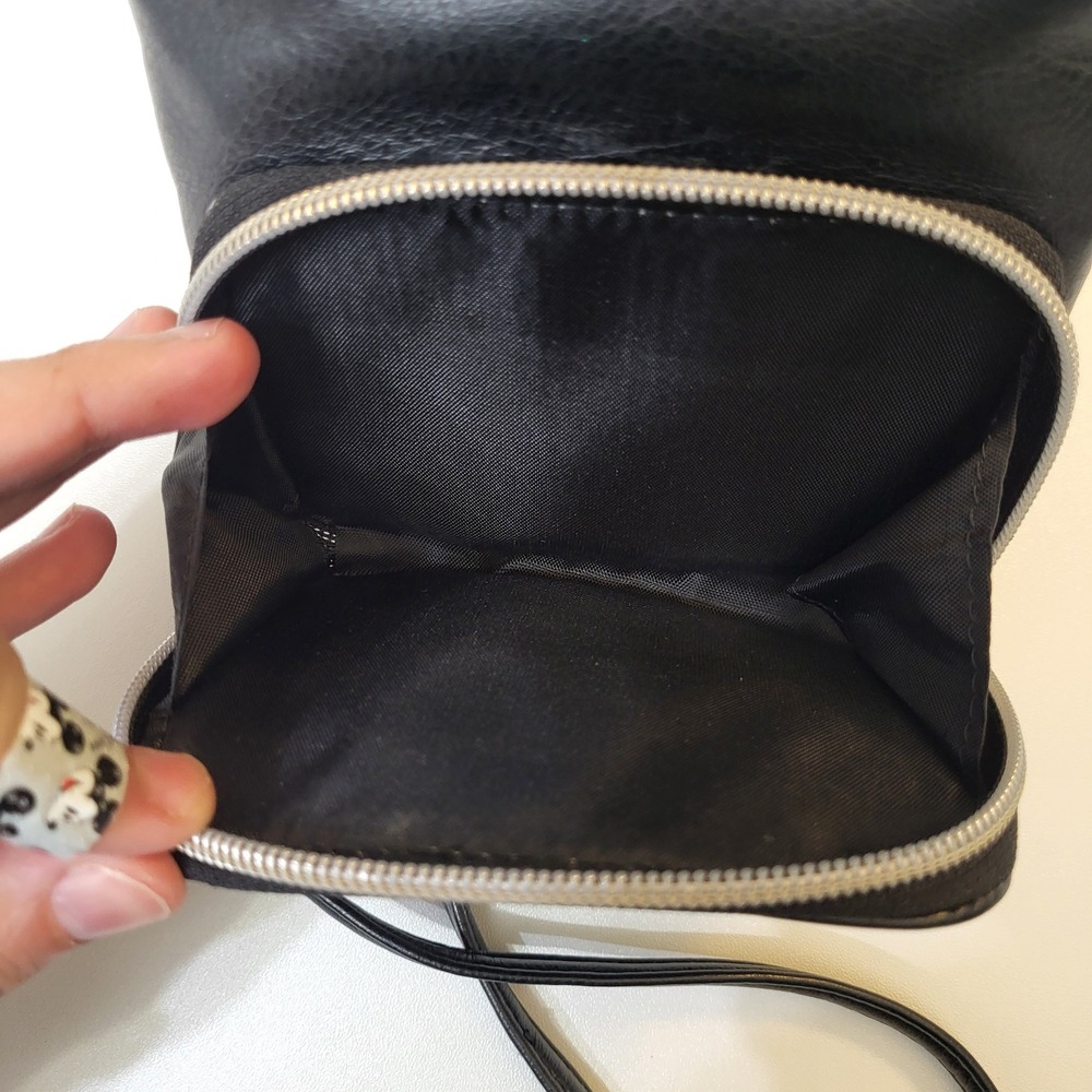 Black Faux Leather Multi-Pocket Crossbody Travel Bag Phone Purse Silver Hardware - Picture 3 of 8